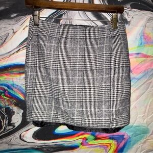HAODUOYI Black and White Plaid Mini Skirt